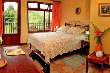 Guayabo Lodge - Turrialba