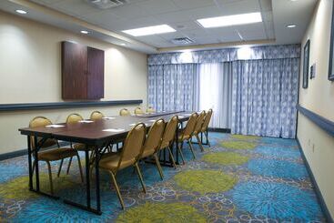 هتل Hampton Inn Kingsville