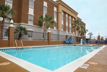 هتل Hampton Inn Kingsville