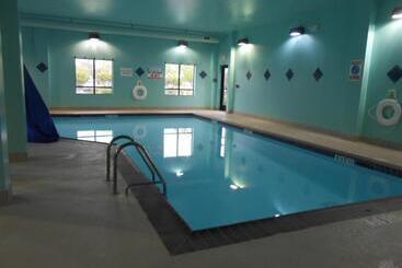 هتل Holiday Inn Carbondale   Conference Center, An Ihg