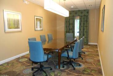 هتل Holiday Inn Carbondale   Conference Center, An Ihg
