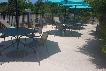هتل Holiday Inn Carbondale   Conference Center, An Ihg
