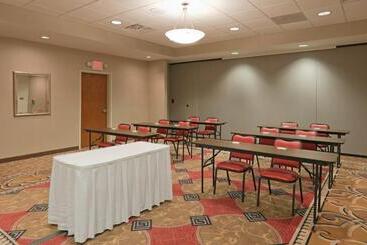 هتل Holiday Inn Carbondale   Conference Center, An Ihg