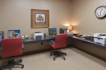 هتل Holiday Inn Carbondale   Conference Center, An Ihg