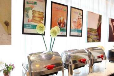 هتل Jinjiang Inn Shenzhen Airport