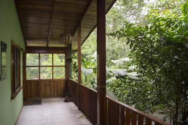 Lands In Love Hotel And Resort