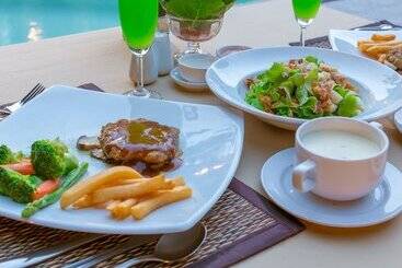 هتل Phuwanalee Resort