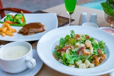هتل Phuwanalee Resort