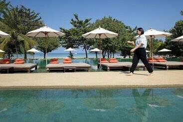 هتل Pp Charlie Beach Resort  Sha Plus
