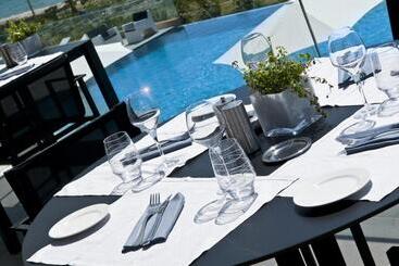 هتل Radisson Blu Resort & Spa, Ajaccio Bay