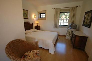 هتل روستایی Quinta Do Sobreiro  Bed&breakfast