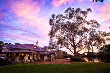 هتل Woodman Estate Luxury Country