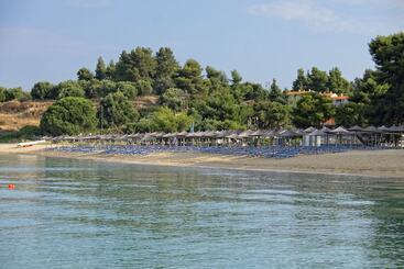 Lagomandra Hotel And Spa