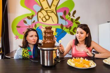 Let S Rock Party Hostel! Age Limit From 18 Until 40!