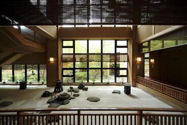 هتل Chikuba Shinyotei