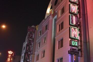 호텔 Godwin Deluxe  Near New Delhi Railway Station   Paharganj