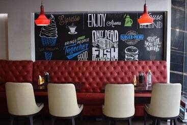 호텔 Godwin Deluxe  Near New Delhi Railway Station   Paharganj