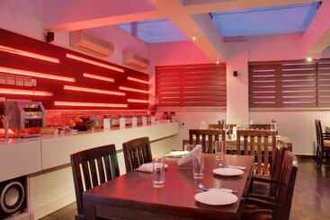 호텔 Godwin Deluxe  Near New Delhi Railway Station   Paharganj