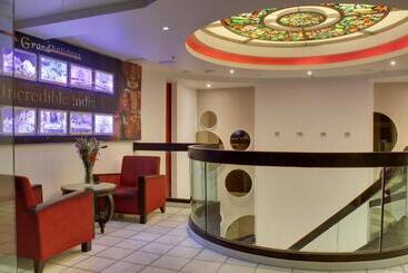 호텔 Godwin Deluxe  Near New Delhi Railway Station   Paharganj