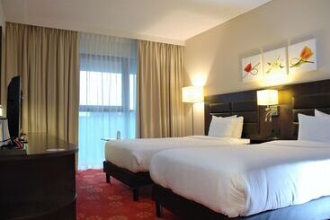 هتل Hilton Garden Inn Leiden
