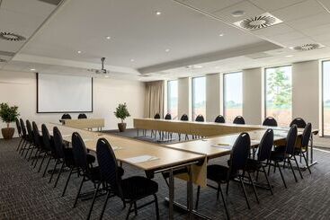 هتل Hilton Garden Inn Leiden
