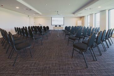 هتل Hilton Garden Inn Leiden