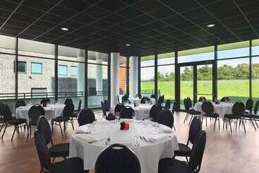 هتل Hilton Garden Inn Leiden