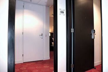 هتل Hilton Garden Inn Leiden