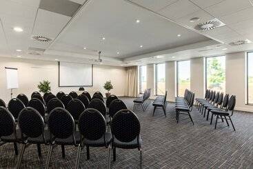هتل Hilton Garden Inn Leiden