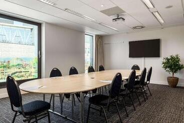 هتل Hilton Garden Inn Leiden