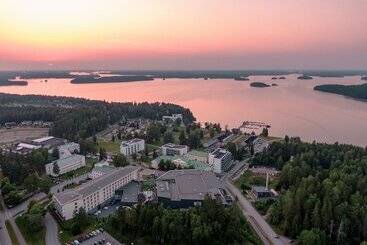 هتل Holiday Club Saimaan Rauha