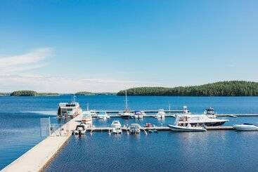هتل Holiday Club Saimaan Rauha