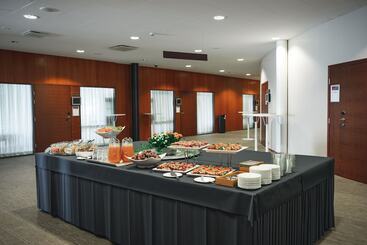 هتل Holiday Club Saimaan Rauha