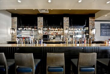 هتل Holiday Inn Detroit Metro Airport, An Ihg