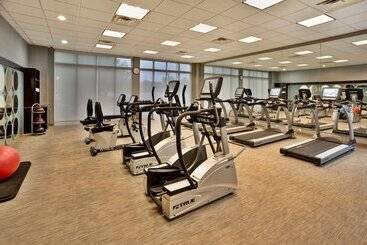 هتل Holiday Inn Detroit Metro Airport, An Ihg