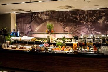 هتل Holiday Inn łódź, An Ihg