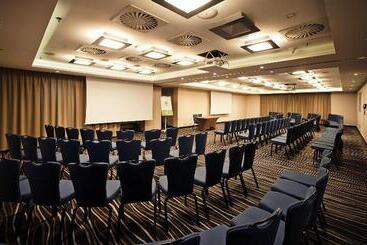 ホテル Holiday Inn łódź, An Ihg