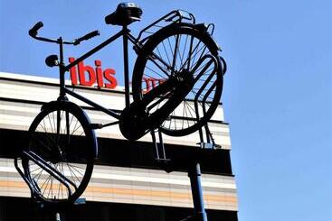 هتل Ibis Leiden Centre
