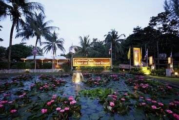 هتل Khaolak Bayfront Resort