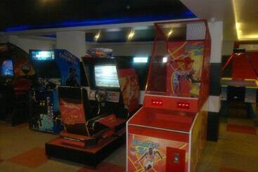 هتل Le Royale Residency