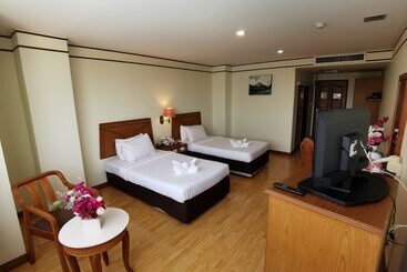 هتل Morakot Twin Chumphon