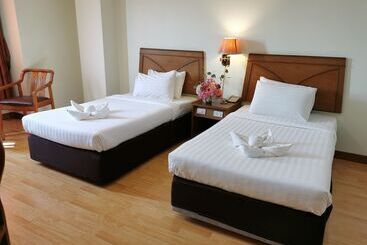 هتل Morakot Twin Chumphon
