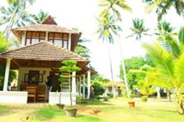هتل Pozhiyoram Beach Resort