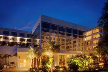 Radisson Blu Plaza Hotel Hyderabad Banjara Hills