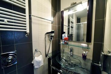 هتل Villa Zrina
