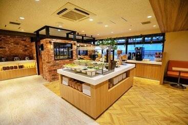 هتل Yokohama Heiwa Plaza