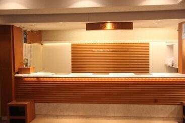 هتل Yokohama Heiwa Plaza