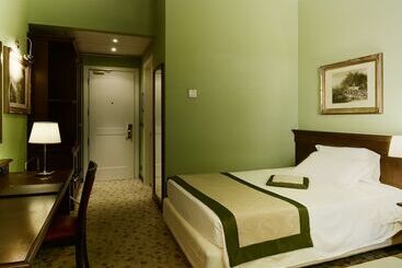 Meditur Hotel Bologna