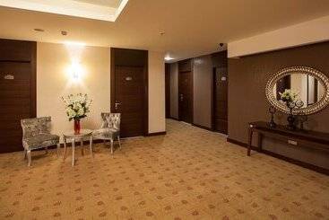 Safir Hotel