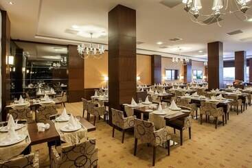 Safir Hotel